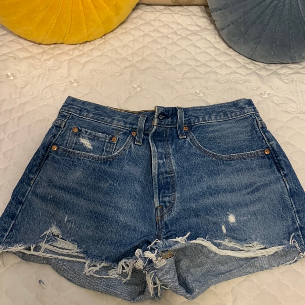 Levi’s 501 shorts Size W30- Great condition